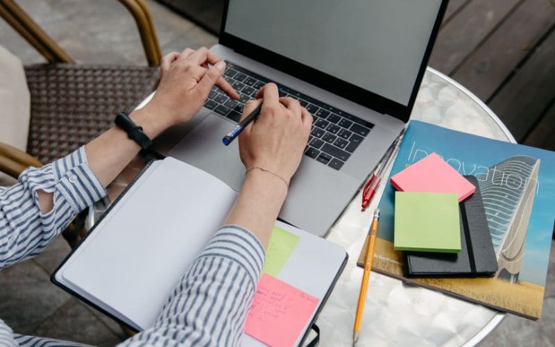Corso di corporate emailing Corso di corporate emailing, Andrea Strumia