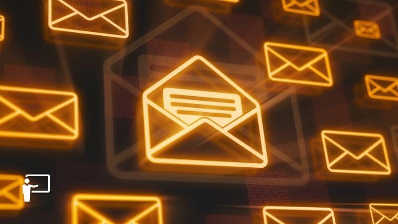 Corso di corporate emailing Corso di corporate emailing, Andrea Strumia